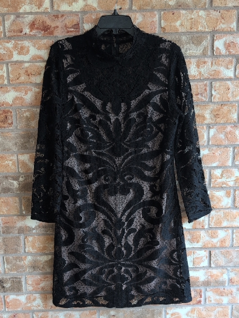 Adrianna Papell Black Lace Long-Sleeve Shift Dress